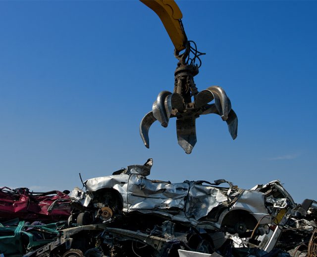 How To Decide Where to Scrap Your Old Car in Singapore