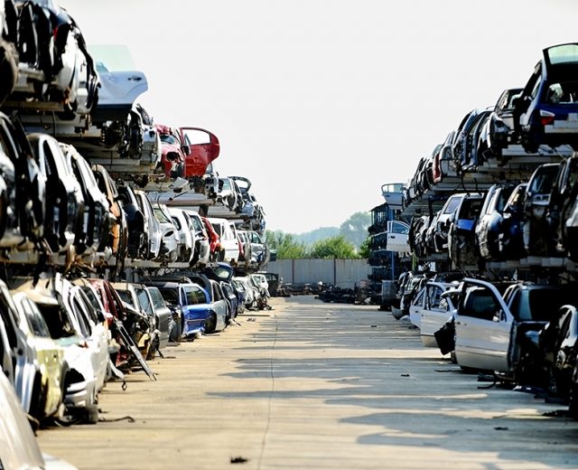 How to Get the Best Out of Scrapping a Car
