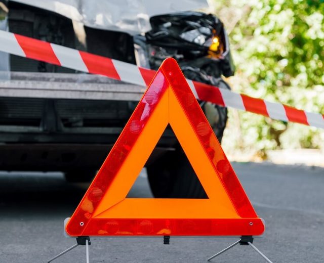 vehicle breakdown triangle accident
